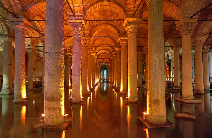 Basilica Cistern (Yerebatan Sarniçi)